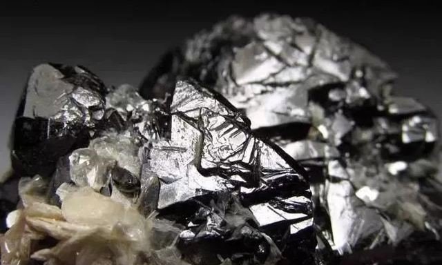 钨矿深加工工? alt=