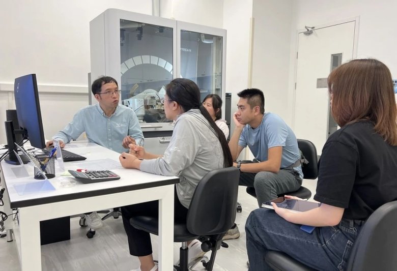 172751_381831_gsdt.jpg 172751_381831_gsdt.jpg