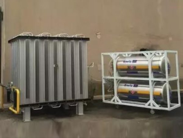 液化天然气(LNG)供气系统的图片