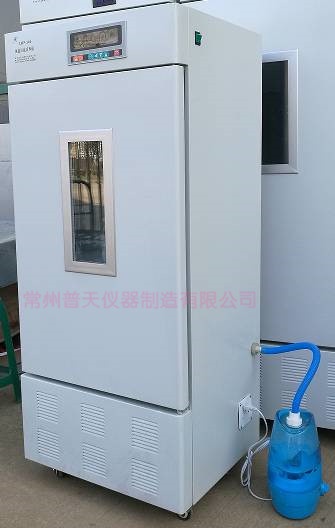 恒温恒湿培养箱的图片