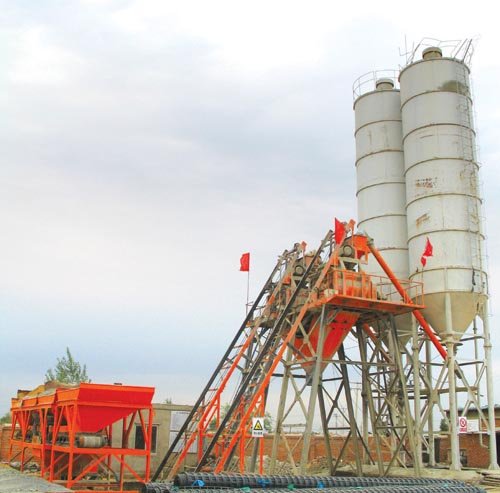 HZS25工程搅拌?连体JS500搅拌?jpg