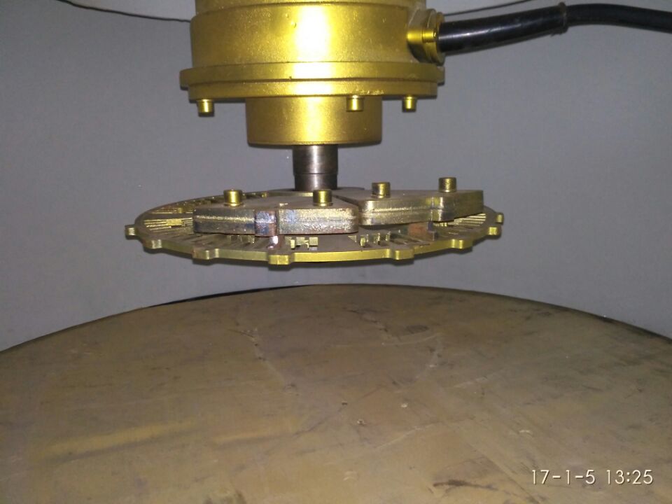 0209101317_442911.jpg