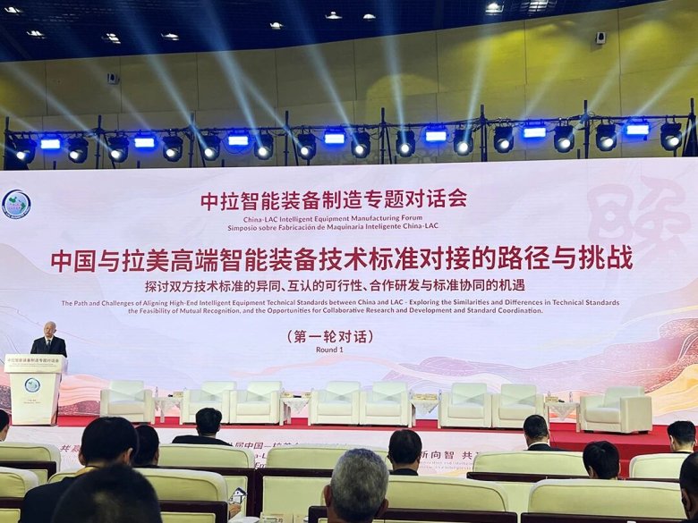 090315_176330_gsdt.jpg 090315_176330_gsdt.jpg