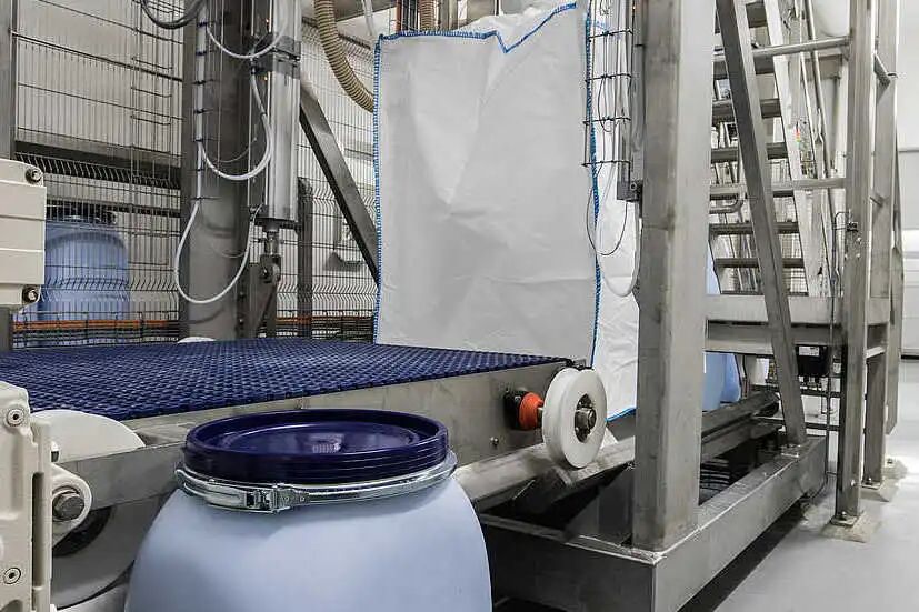 095843_321684_gsdt.jpg 095843_321684_gsdt.jpg