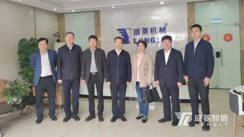 093101_554565_gsdt.jpg 093101_554565_gsdt.jpg