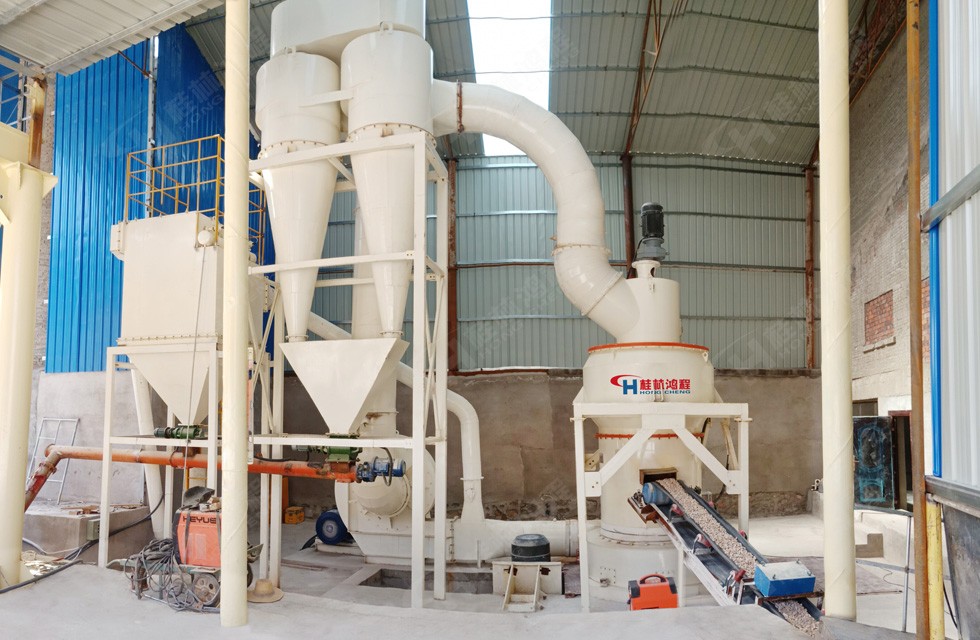 膨润土高压悬辊磨 膨润土高压悬辊磨