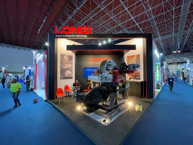 114803_061854_gsdt.jpg 114803_061854_gsdt.jpg