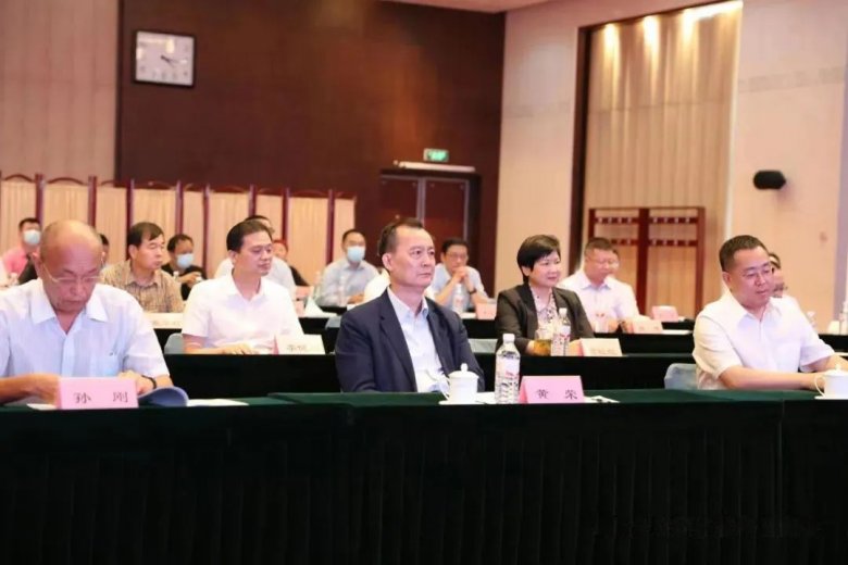 082209_599005_gsdt.jpg 082209_599005_gsdt.jpg