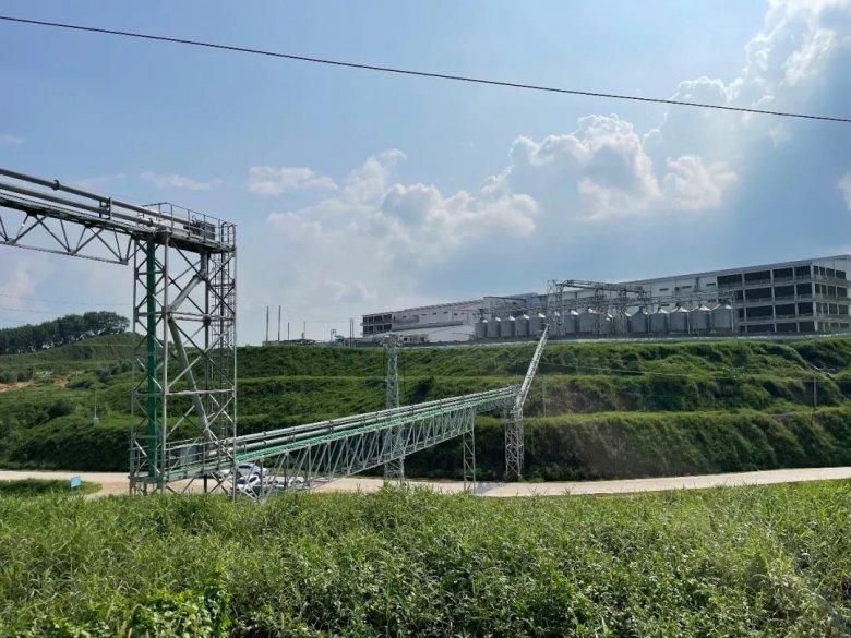 103152_704711_gsdt.jpg 103152_704711_gsdt.jpg