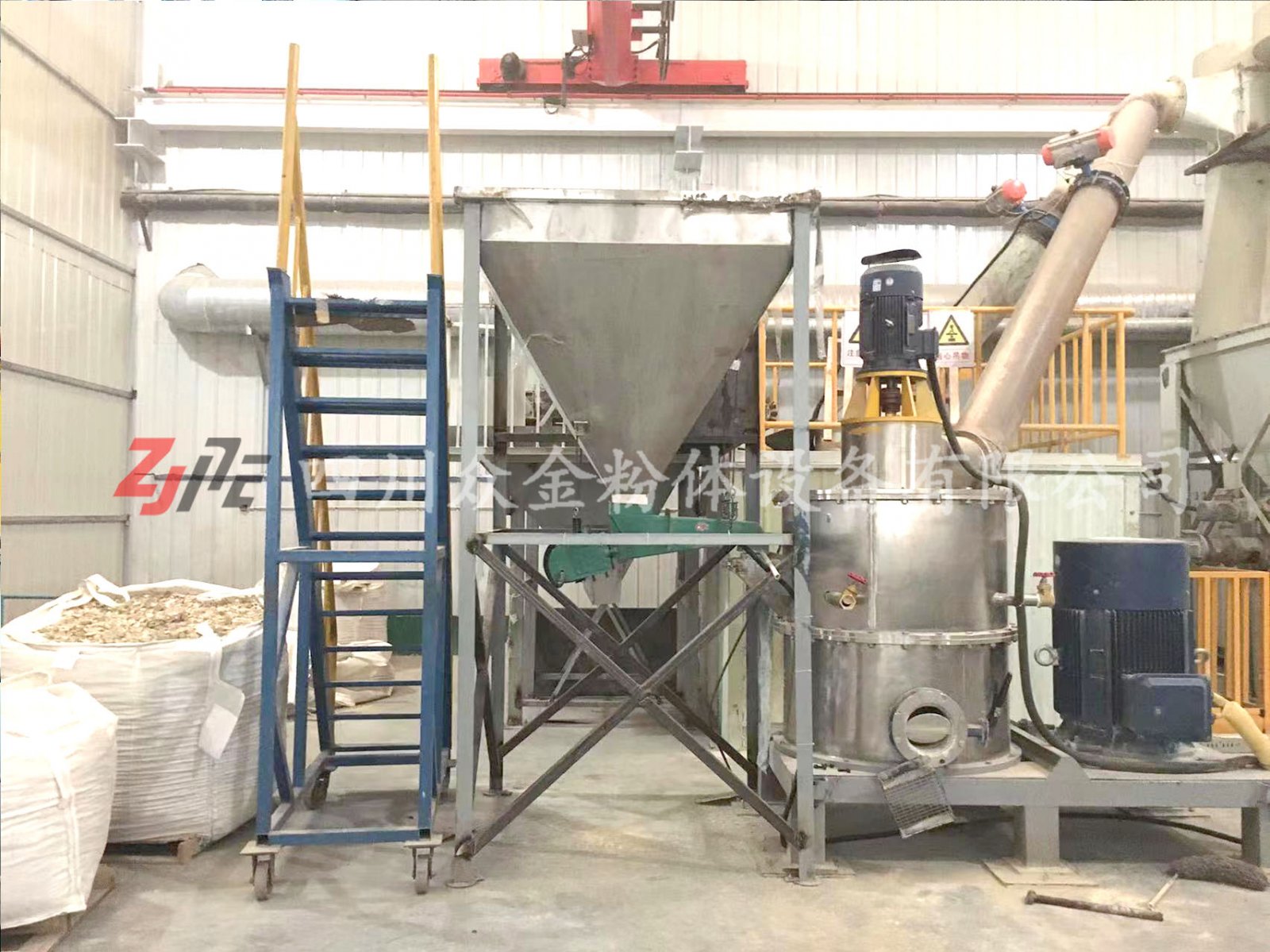 磷酸铁机械粉碎机闭路循环粉碎系统13035677793 磷酸铁机械粉碎机闭路循环粉碎系统13035677793