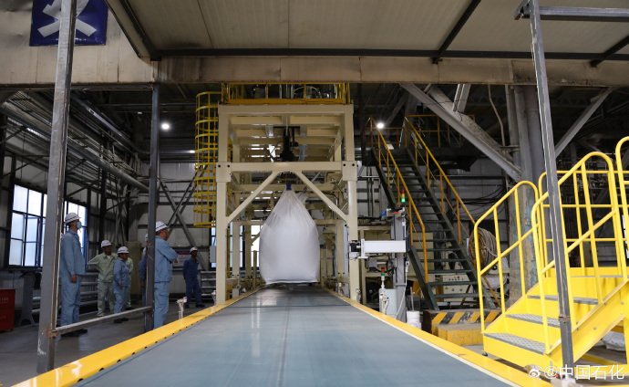 094217_594997_gsdt.jpg 094217_594997_gsdt.jpg