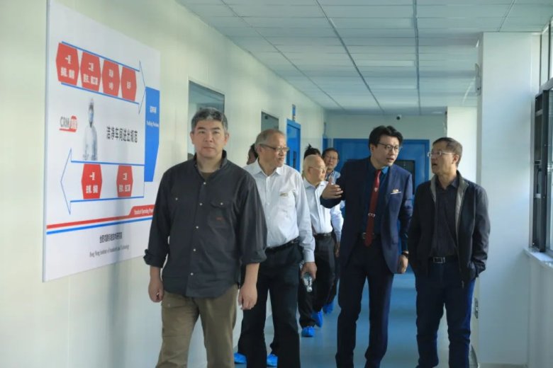 110204_230290_gsdt.jpg 110204_230290_gsdt.jpg