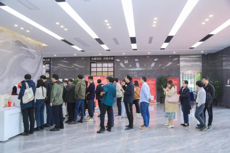 110320_272030_gsdt.jpg 110320_272030_gsdt.jpg