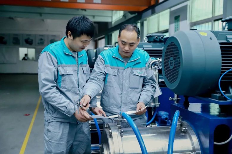 100953_584627_gsdt.jpg 3aefba451379910d7cb2a29d2e7a9fa9.jpg