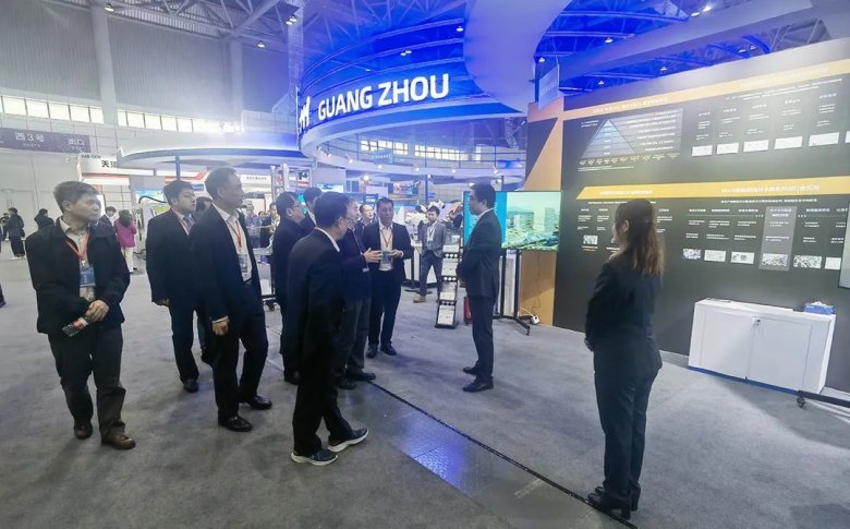 135106_086316_gsdt.jpg 135106_086316_gsdt.jpg