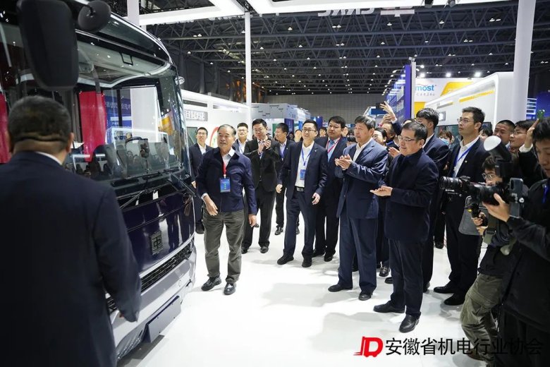 135110_258802_gsdt.jpg 135110_258802_gsdt.jpg