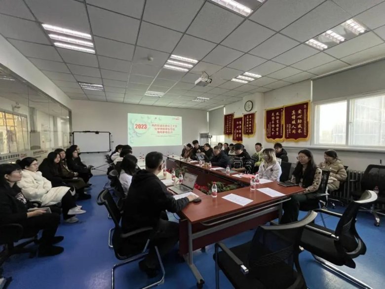 094530_417224_gsdt.jpg 094530_417224_gsdt.jpg