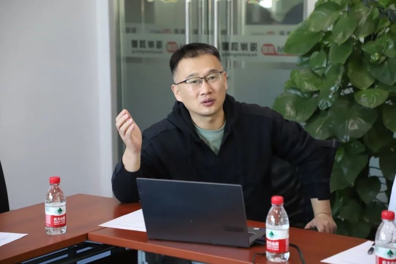 094830_715912_gsdt.jpg 094830_715912_gsdt.jpg