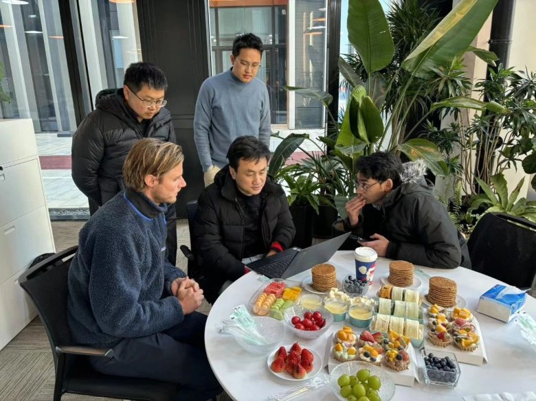 101033_471548_gsdt.jpg 101033_471548_gsdt.jpg