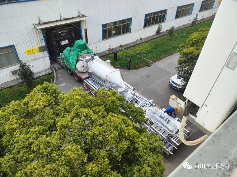 143457_639492_gsdt.jpg 143457_639492_gsdt.jpg