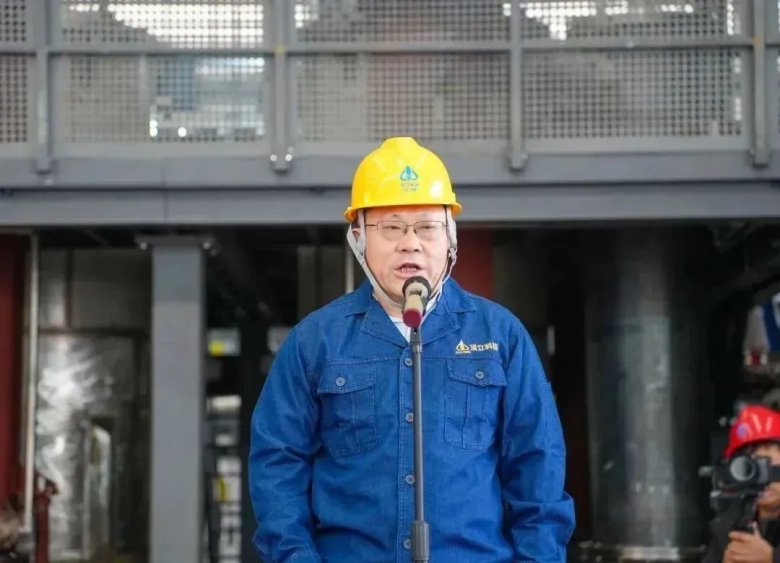 084236_926951_gsdt.jpg 084236_926951_gsdt.jpg