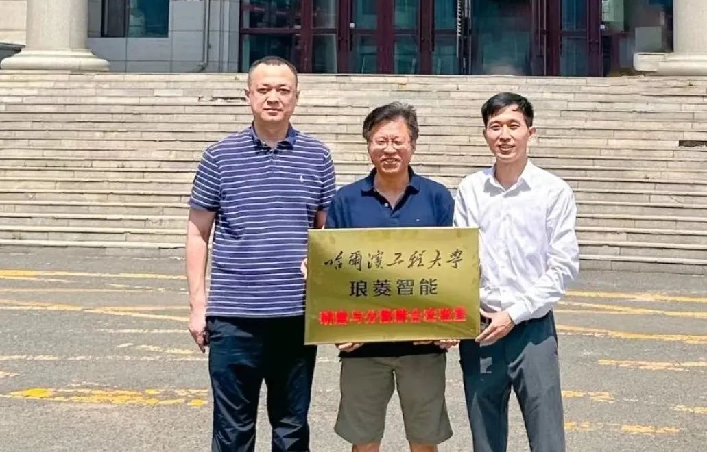 08fef777de6457acbedc31e6196776ad.jpg 08fef777de6457acbedc31e6196776ad.jpg