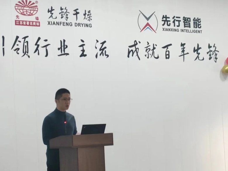 090635_240842_gsdt.jpg 090635_240842_gsdt.jpg