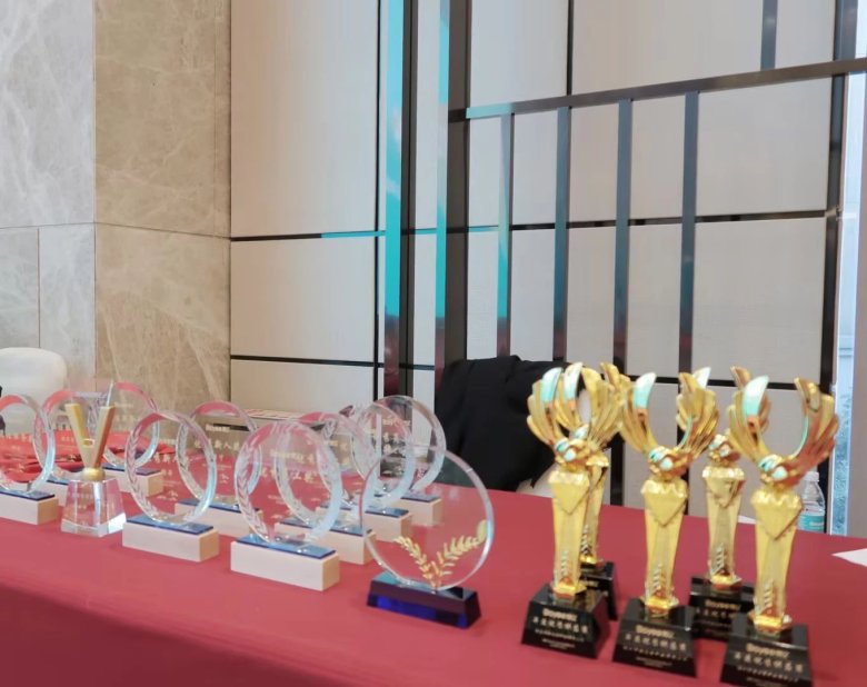 142018_728297_gsdt.jpg 142018_728297_gsdt.jpg