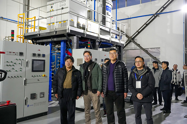 顶立科技为梅特科航空提供高端热处理装 (2).JPG 顶立科技为梅特科航空提供高端热处理装 (2).JPG