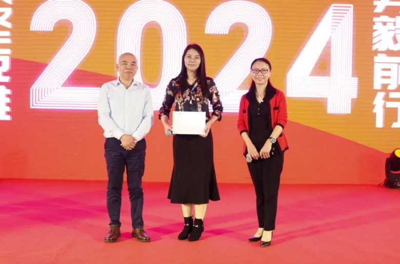 165652_724359_gsdt.jpg 165652_724359_gsdt.jpg