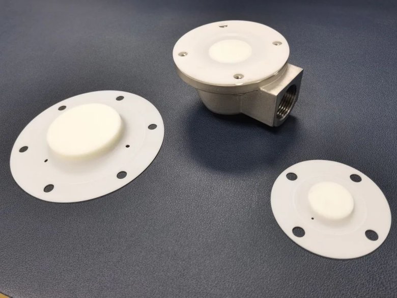 161521_419345_gsdt.jpg 161521_419345_gsdt.jpg