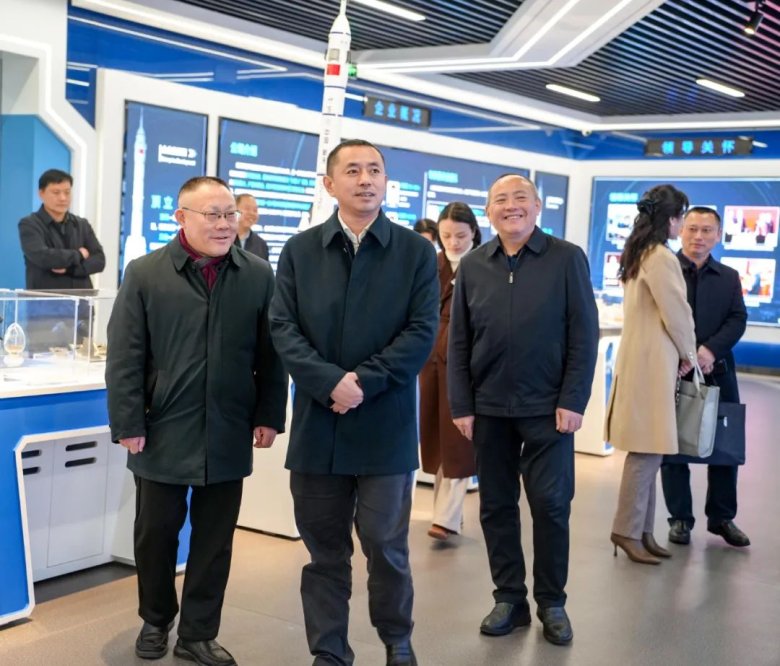 090318_586378_gsdt.jpg 090318_586378_gsdt.jpg