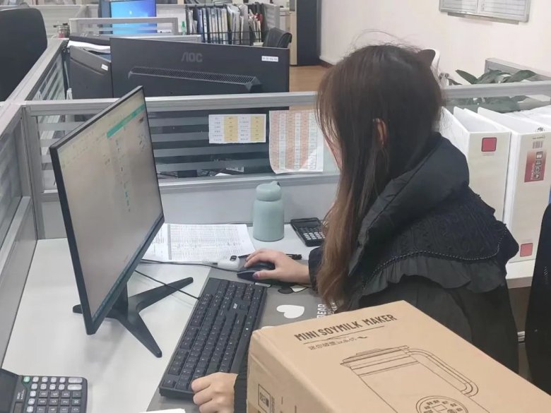 111812_593543_gsdt.jpg 111812_593543_gsdt.jpg