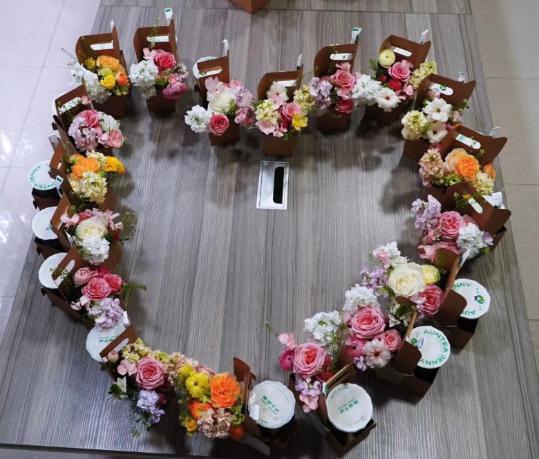 174125_483922_gsdt.jpg 0c9a9a69456d62d894c2e92904d855c.jpg