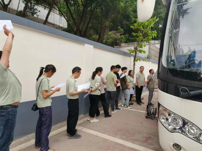 153543_306099_gsdt.jpg 153543_306099_gsdt.jpg