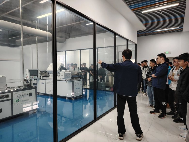 163941_077749_gsdt.jpg 163941_077749_gsdt.jpg