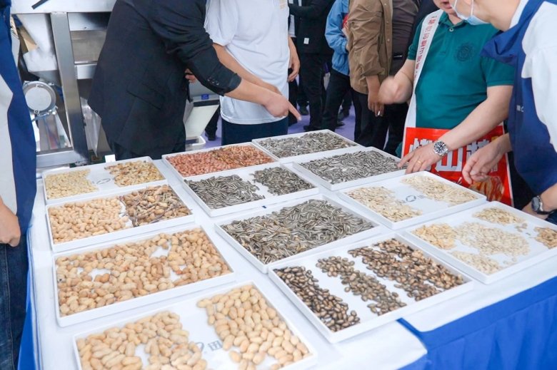 170444_843806_gsdt.jpg 170444_843806_gsdt.jpg