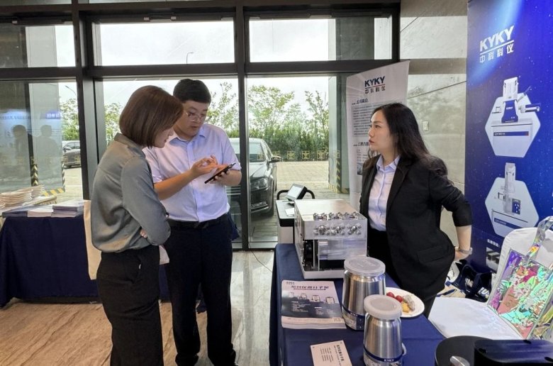 115141_917463_gsdt.jpg 115141_917463_gsdt.jpg