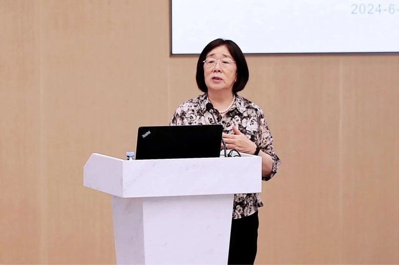 100332_244024_gsdt.jpg da0f82c27e2a1d5be425ae8ef905e955.jpg