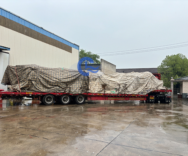 3.jpg 单锥螺带真空干燥机发货现场:奏响高效与品质的乐章? style=