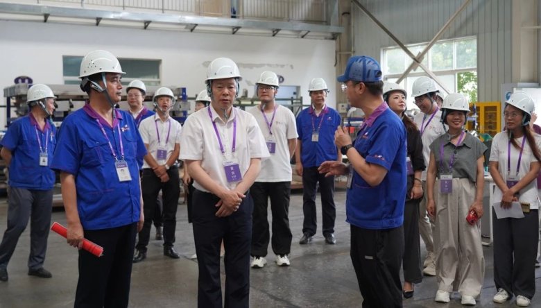 082110_300253_gsdt.jpg 082110_300253_gsdt.jpg