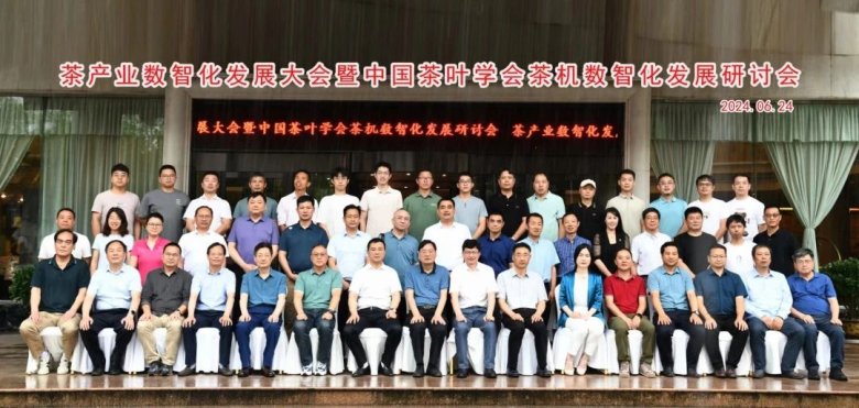 141700_372877_gsdt.jpg 141700_372877_gsdt.jpg