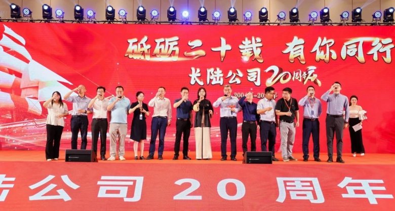 163720_843225_gsdt.jpg 163720_843225_gsdt.jpg