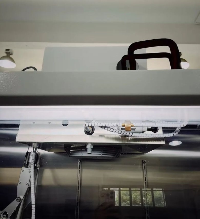 095359_055560_gsdt.jpg 095359_055560_gsdt.jpg