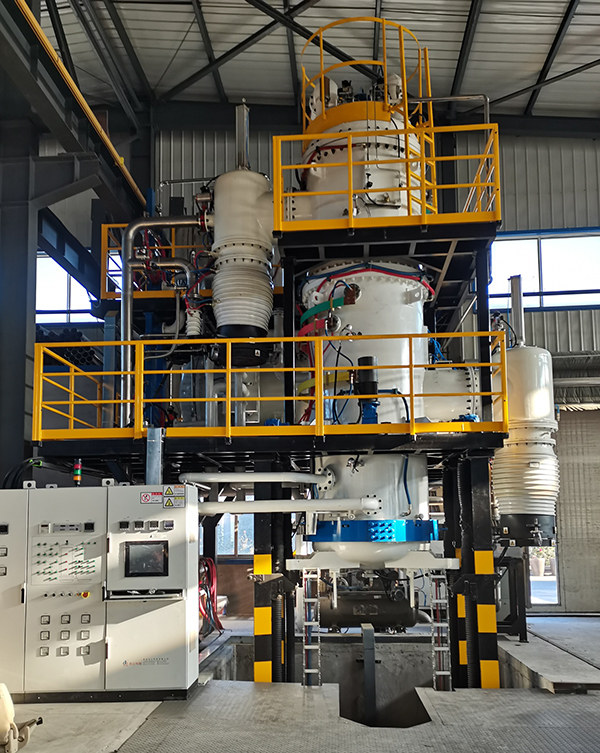 立式底装料真空气淬炉.jpg 立式底装料真空气淬炉.jpg