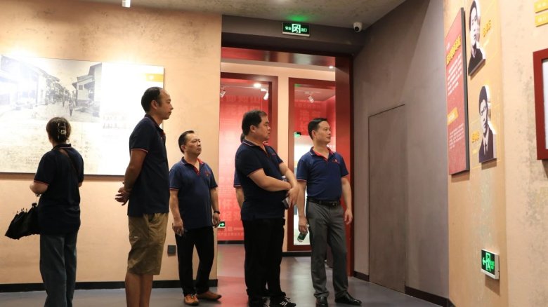 110145_909927_gsdt.jpg 110145_909927_gsdt.jpg