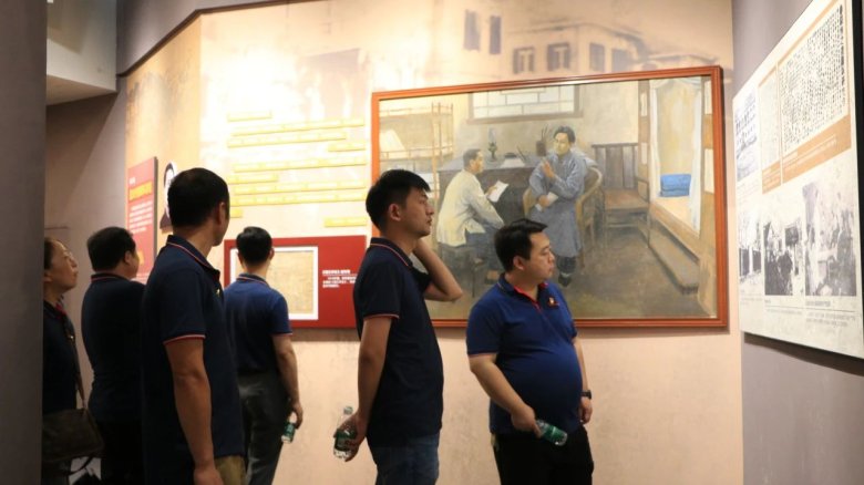 110146_101815_gsdt.jpg 110146_101815_gsdt.jpg