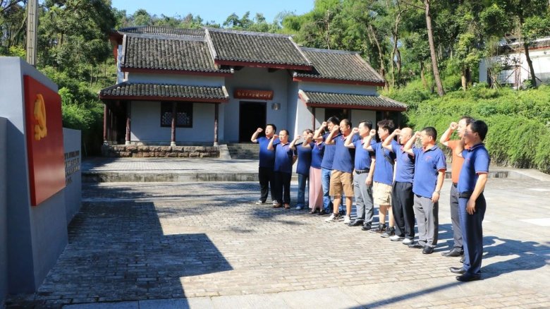 110609_915065_gsdt.jpg 110609_915065_gsdt.jpg