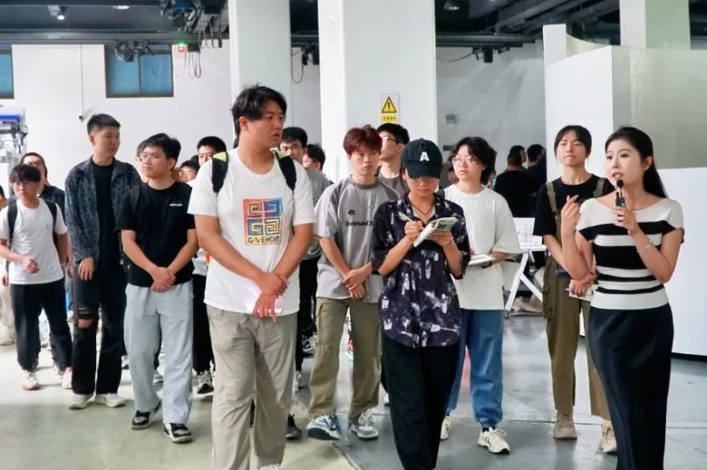 134230_828747_gsdt.jpg 134230_828747_gsdt.jpg