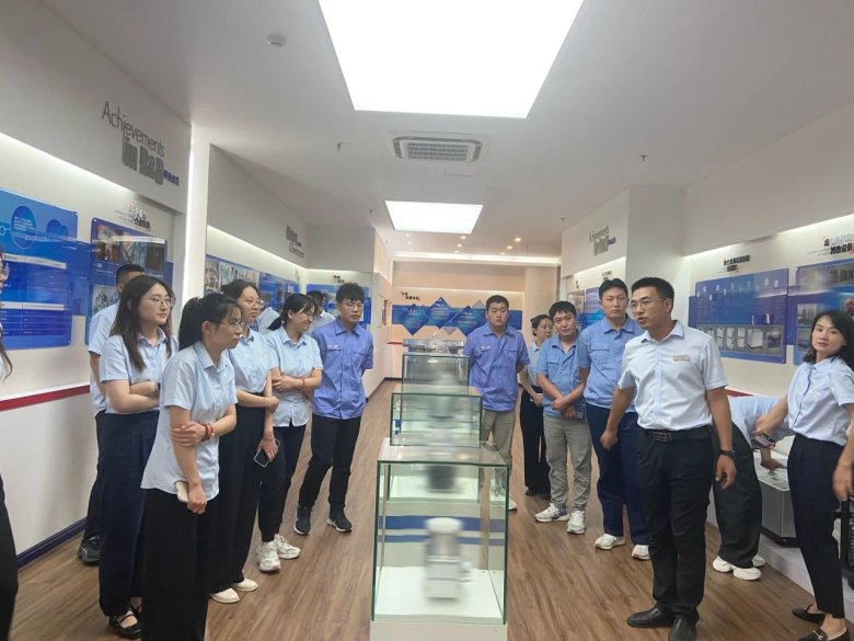 084929_048788_gsdt.jpg 084929_048788_gsdt.jpg